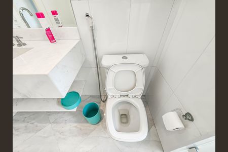 Banheiro Social de apartamento para alugar com 2 quartos, 94m² em Jardim Altos de Santana I, Jacareí