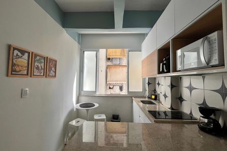 Cozinha de kitnet/studio à venda com 1 quarto, 27m² em Copacabana, Rio de Janeiro