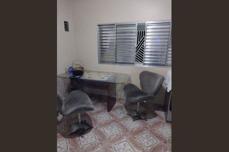 Casa à venda com 3 quartos, 207m² em Jardim Quarto Centenario, Mauá