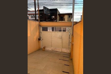 Casa à venda com 3 quartos, 122m² em Parque das Nações, Santo André