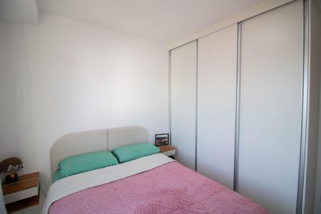 QUARTO 1 de apartamento para alugar com 2 quartos, 42m² em Chora Menino, São Paulo