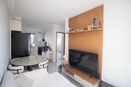 Apartamento para alugar com 2 quartos, 42m² em Chora Menino, São Paulo