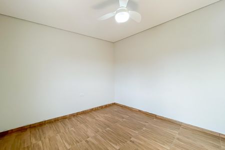 Suíte de casa para alugar com 1 quarto, 50m² em Três Montanhas, Osasco