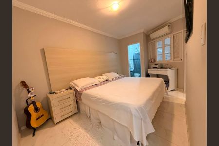 Casa à venda com 2 quartos, 283m² em Jardim do Estádio, Santo André