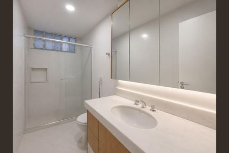 Apartamento para alugar com 50m², 1 quarto e 1 vaga Apartamento para alugar com 50m², 1 quarto e 1 vagaBanheiro
