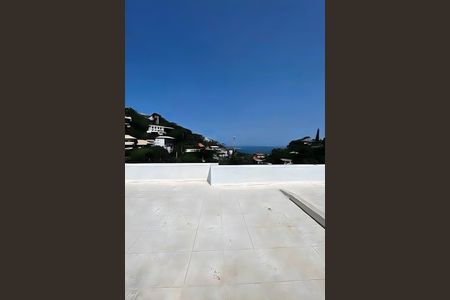 Casa à venda com 8 quartos, 1000m² em Joá, Rio de Janeiro