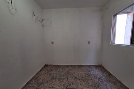 Casa para alugar com 65m², 2 quartos e sem vaga Casa para alugar com 65m², 2 quartos e sem vagaSuíte