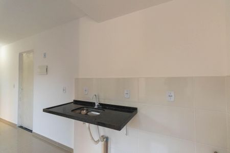 Cozinha e Área de Serviço de apartamento para alugar com 1 quarto, 50m² em Antonina, São Gonçalo