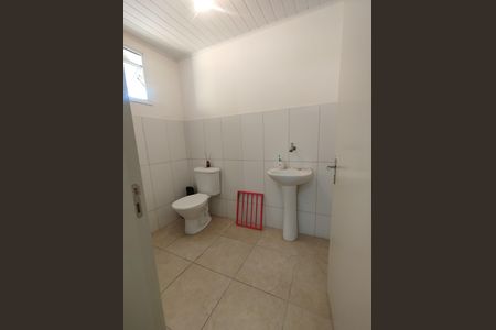 Banheiro de apartamento para alugar com 2 quartos, 45m² em Restinga, Porto Alegre