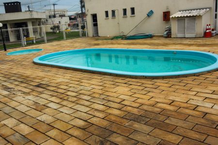 Área comum - Piscina de apartamento para alugar com 2 quartos, 40m² em Restinga, Porto Alegre