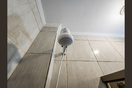 Banheiro Social de apartamento para alugar com 2 quartos, 80m² em Jardim California, Jacareí