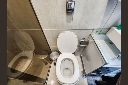 Banheiro Social de apartamento para alugar com 2 quartos, 80m² em Jardim California, Jacareí
