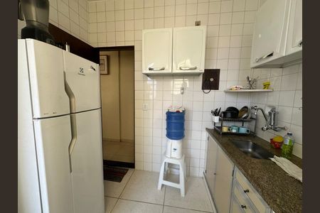 Cozinha de apartamento para alugar com 2 quartos, 50m² em Ipiranga, Belo Horizonte