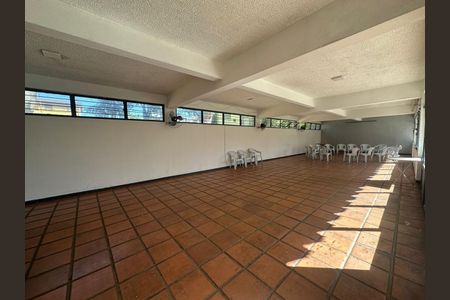Área externa de apartamento para alugar com 2 quartos, 50m² em Ipiranga, Belo Horizonte