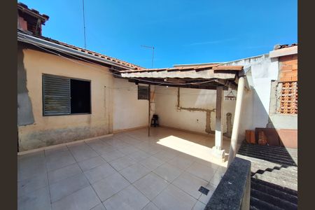 Casa para alugar com 125m², 3 quartos e 2 vagas Casa para alugar com 125m², 3 quartos e 2 vagasQuintal