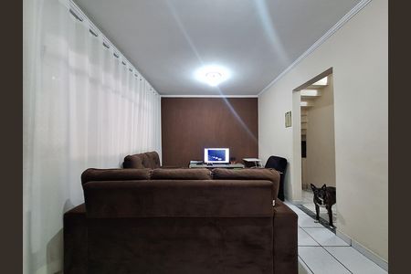 Casa para alugar com 125m², 3 quartos e 2 vagas Casa para alugar com 125m², 3 quartos e 2 vagasSala