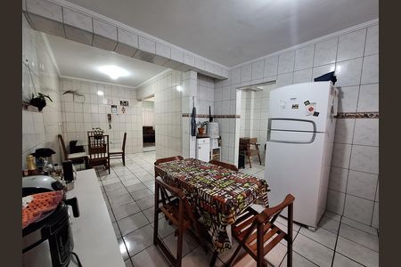 Casa para alugar com 125m², 3 quartos e 2 vagas Casa para alugar com 125m², 3 quartos e 2 vagasCozinha