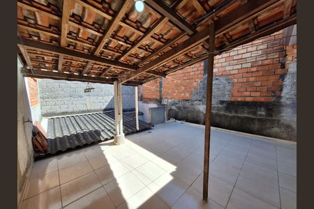 Casa para alugar com 125m², 3 quartos e 2 vagas Casa para alugar com 125m², 3 quartos e 2 vagasQuintal