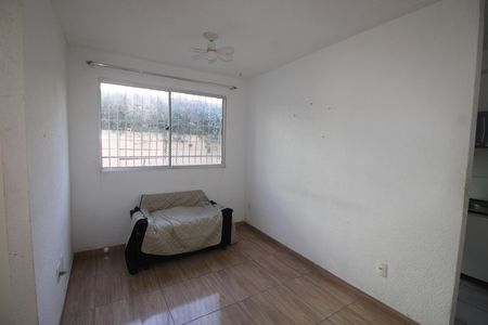 Sala de apartamento para alugar com 2 quartos, 45m² em Água Santa, Rio de Janeiro