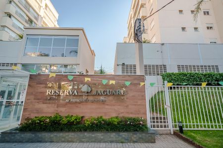 Fachada de apartamento à venda com 3 quartos, 83m² em Jaguaré, São Paulo