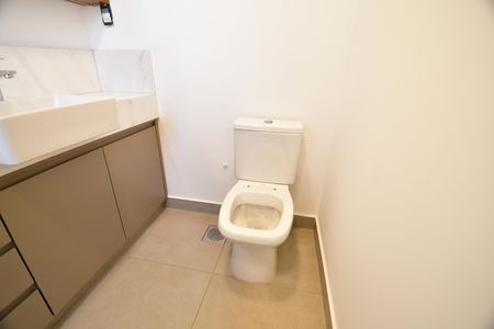 Banheiro Suíte de apartamento para alugar com 3 quartos, 145m² em Nova Campinas, Campinas