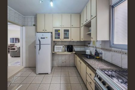 Cozinha de apartamento para alugar com 2 quartos, 87m² em Jardim Pereira do Amparo, Jacareí
