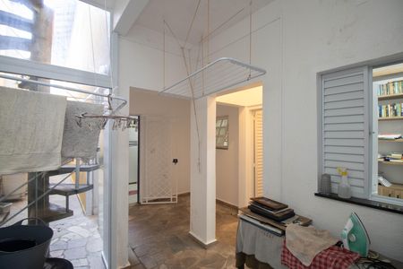 Área de Serviço de casa para alugar com 4 quartos, 204m² em Vila Irmaos Arnoni, São Paulo