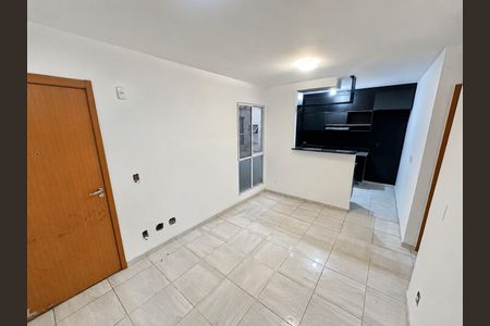 Sala de apartamento para alugar com 2 quartos, 39m² em Canudos, Novo Hamburgo