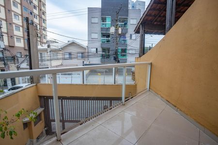 Varanda do quarto 2  de casa para alugar com 3 quartos, 220m² em Centro, Diadema