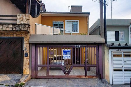 Fachada + placa  de casa para alugar com 3 quartos, 220m² em Centro, Diadema