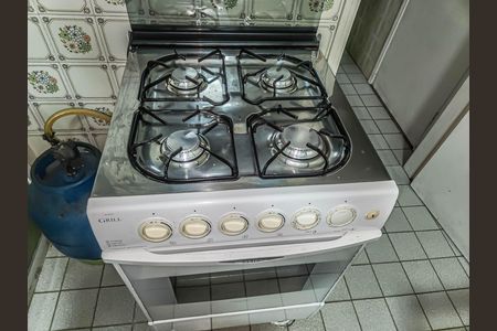 Cozinha de apartamento para alugar com 2 quartos, 90m² em Jardim Pereira do Amparo, Jacareí