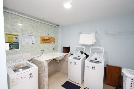 Lavanderia de apartamento para alugar com 2 quartos, 40m² em João Pinheiro, Belo Horizonte