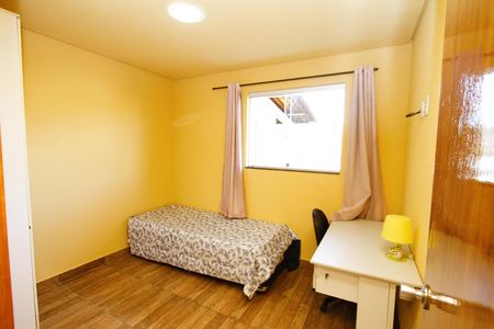 Quarto 2 de apartamento para alugar com 2 quartos, 40m² em João Pinheiro, Belo Horizonte