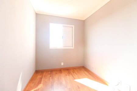 Quarto 2 de apartamento para alugar com 2 quartos, 47m² em Vila Nova Curuca, São Paulo