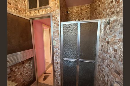 Banheiro de casa para alugar com 1 quarto, 45m² em Osvaldo Cruz, Rio de Janeiro
