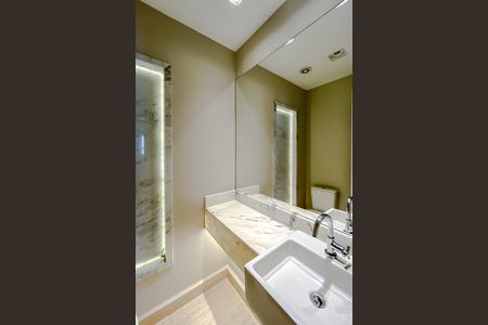 Apartamento à venda com 3 quartos, 128m² em Vila Anastácio, São Paulo
