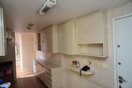 Cozinha de apartamento para alugar com 2 quartos, 84m² em Barra da Tijuca, Rio de Janeiro