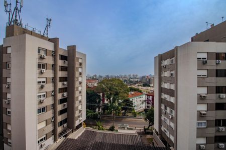 Vista de apartamento para alugar com 2 quartos, 77m² em Vila Ipiranga, Porto Alegre