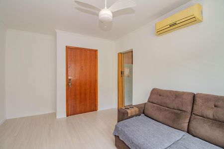 Sala de apartamento para alugar com 2 quartos, 77m² em Vila Ipiranga, Porto Alegre