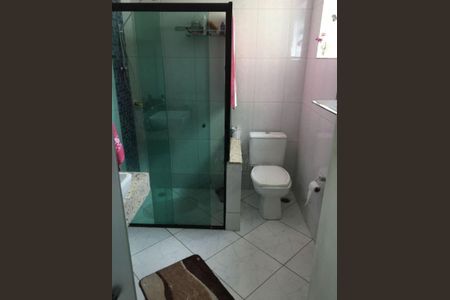 Casa à venda com 3 quartos, 250m² em Jardim Adutora, São Paulo