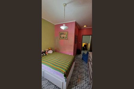 Casa à venda com 3 quartos, 254m² em Vila Mazzei, Santo André