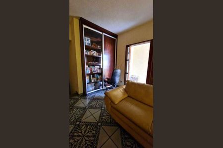 Casa à venda com 3 quartos, 254m² em Vila Mazzei, Santo André