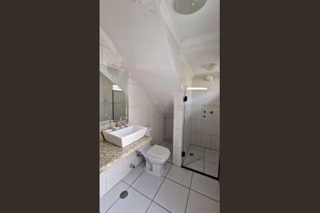 Casa à venda com 3 quartos, 254m² em Vila Mazzei, Santo André
