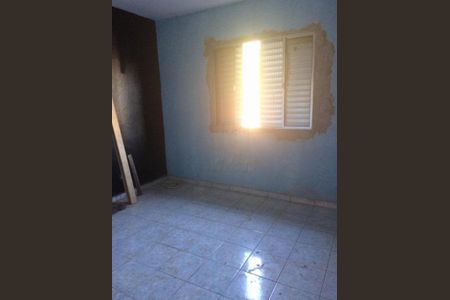 Casa à venda com 2 quartos, 100m² em Santa Terezinha, Santo André