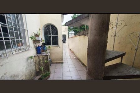 Casa à venda com 3 quartos, 191m² em Vila Pires, Santo André
