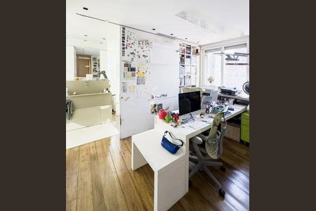Apartamento à venda com 2 quartos, 115m² em Moema, São Paulo