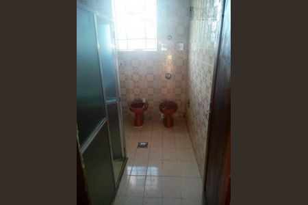 Casa à venda com 385m², 3 quartos e 4 vagas