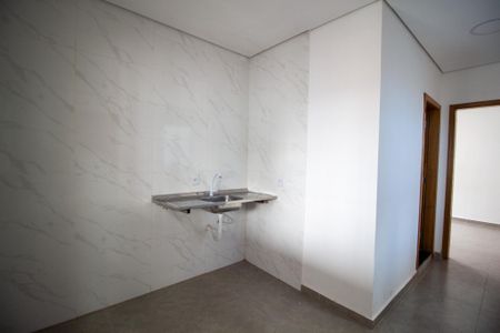 Cozinha de kitnet/studio para alugar com 1 quarto, 32m² em Jardim Simus, Sorocaba