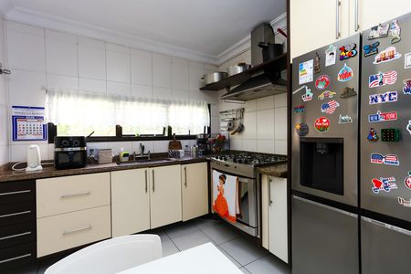 Apartamento à venda com 101m², 2 quartos e 2 vagas Apartamento à venda com 101m², 2 quartos e 2 vagascozinha