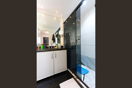 Apartamento à venda com 101m², 2 quartos e 2 vagas Apartamento à venda com 101m², 2 quartos e 2 vagasBanheiro da Suíte 2